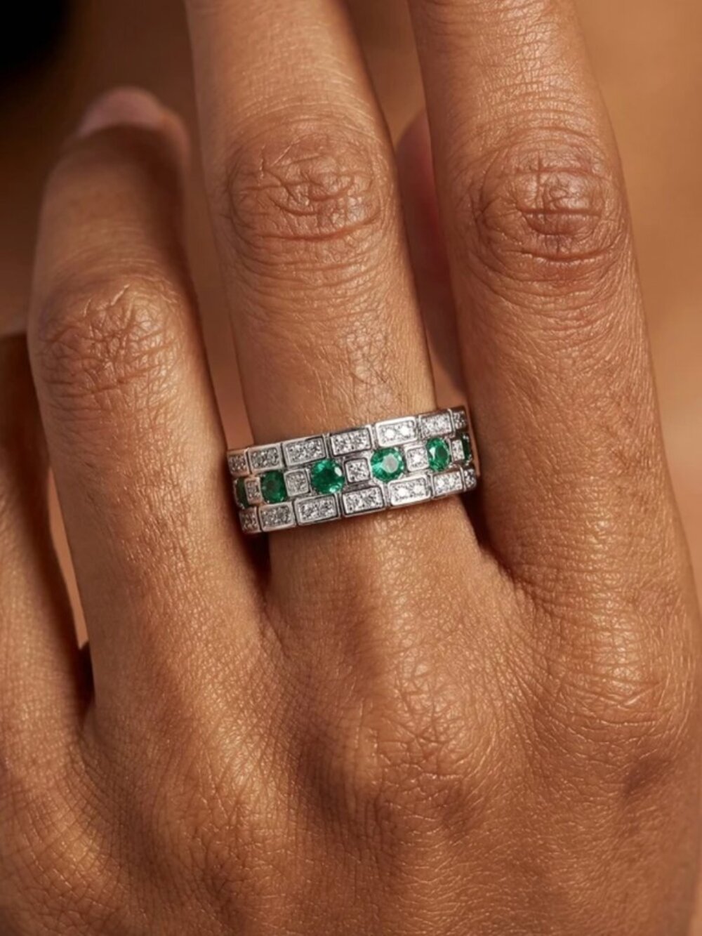 18k White Gold Emerald Ring Band Pave Diamond Emerald Green Half Eternity Ring